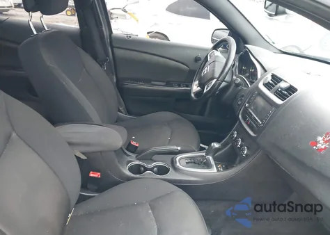 2013 Dodge Avenger Sxt z USA, uszkodzony, nr VIN 1C3CDZCG5DN507973